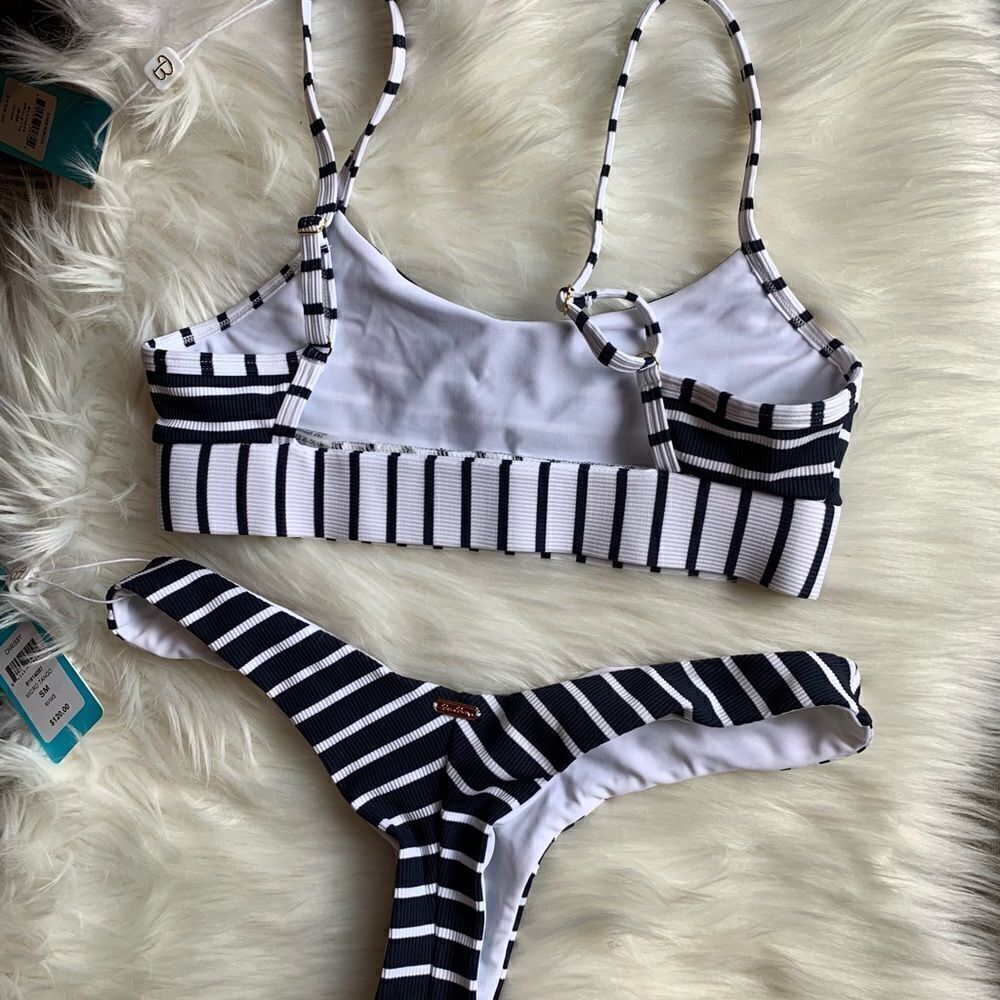 Beach Bunny Bikini Set - Picture 3 of 5